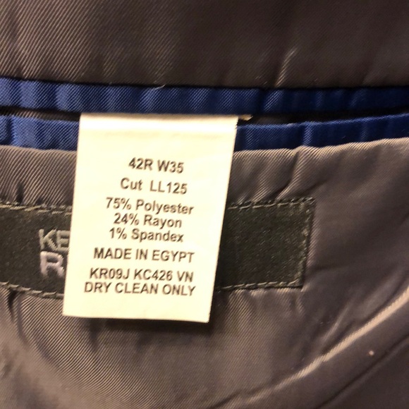 Kenneth Cole Reaction 2 piece Suit in Grey - Picture 4 of 6